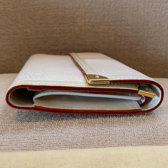 Louis Vuitton Suhali Porte Tresor Wallet - Picture 5 of 16